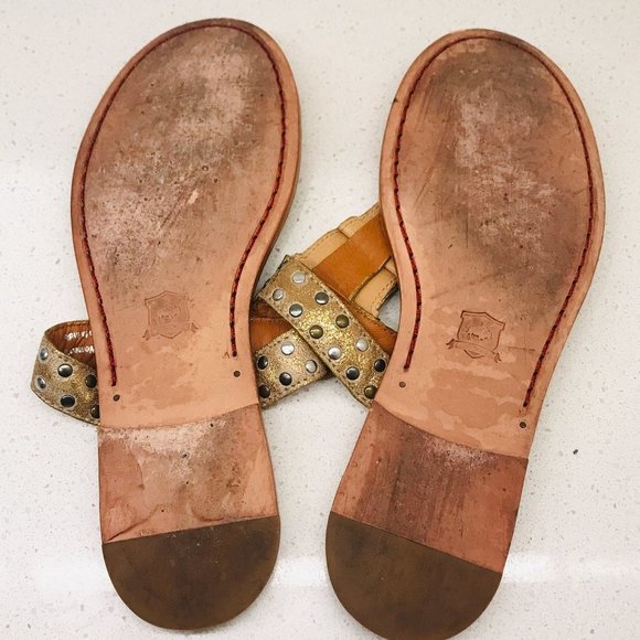 TRASK Tan Leather Sandals Thong Crackle Bronze Studded Cascade Padded Sz 7 - Picture 12 of 16